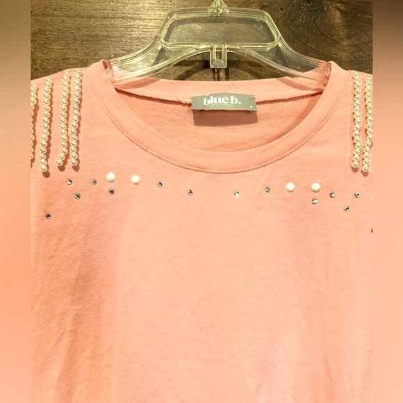 NWOT BiBi Peach Color Rhinestone and Pearl Fringe Top - Picture 6 of 14